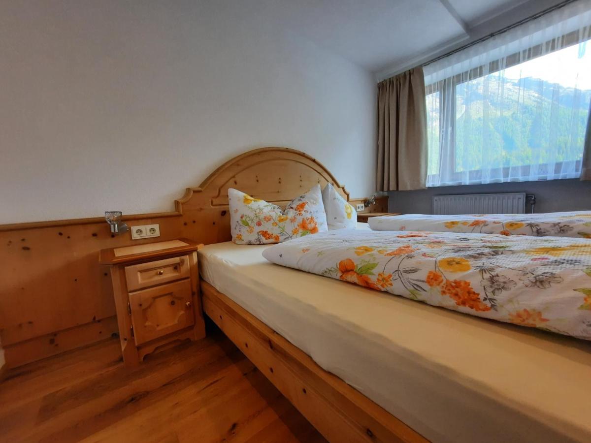 Haus Bergblick Apartment Spiss Exterior foto